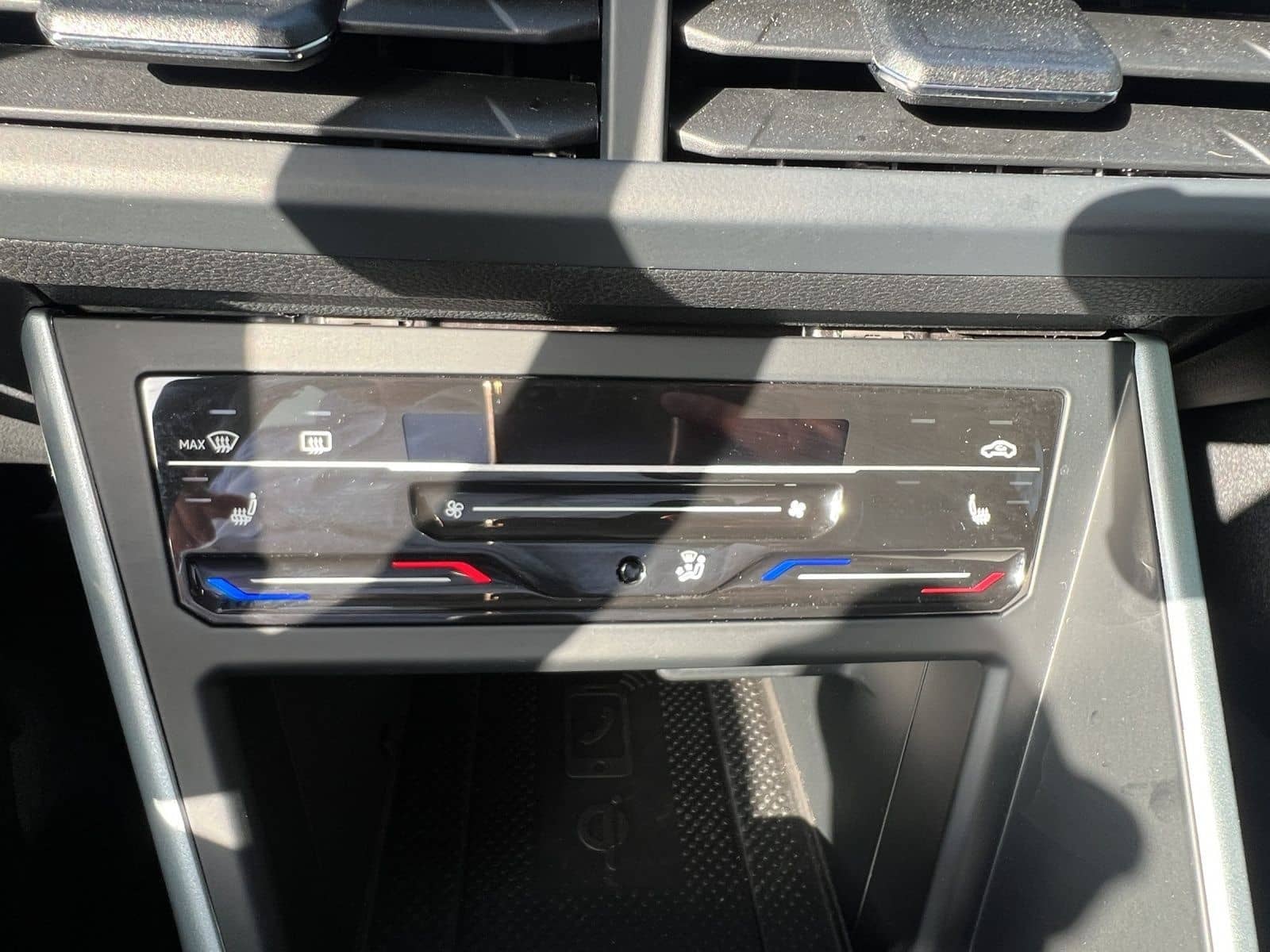 Volkswagen Taigo 1.0 TSI GOAL LED DAB+ NAVI CLIMA LM16 foto 14