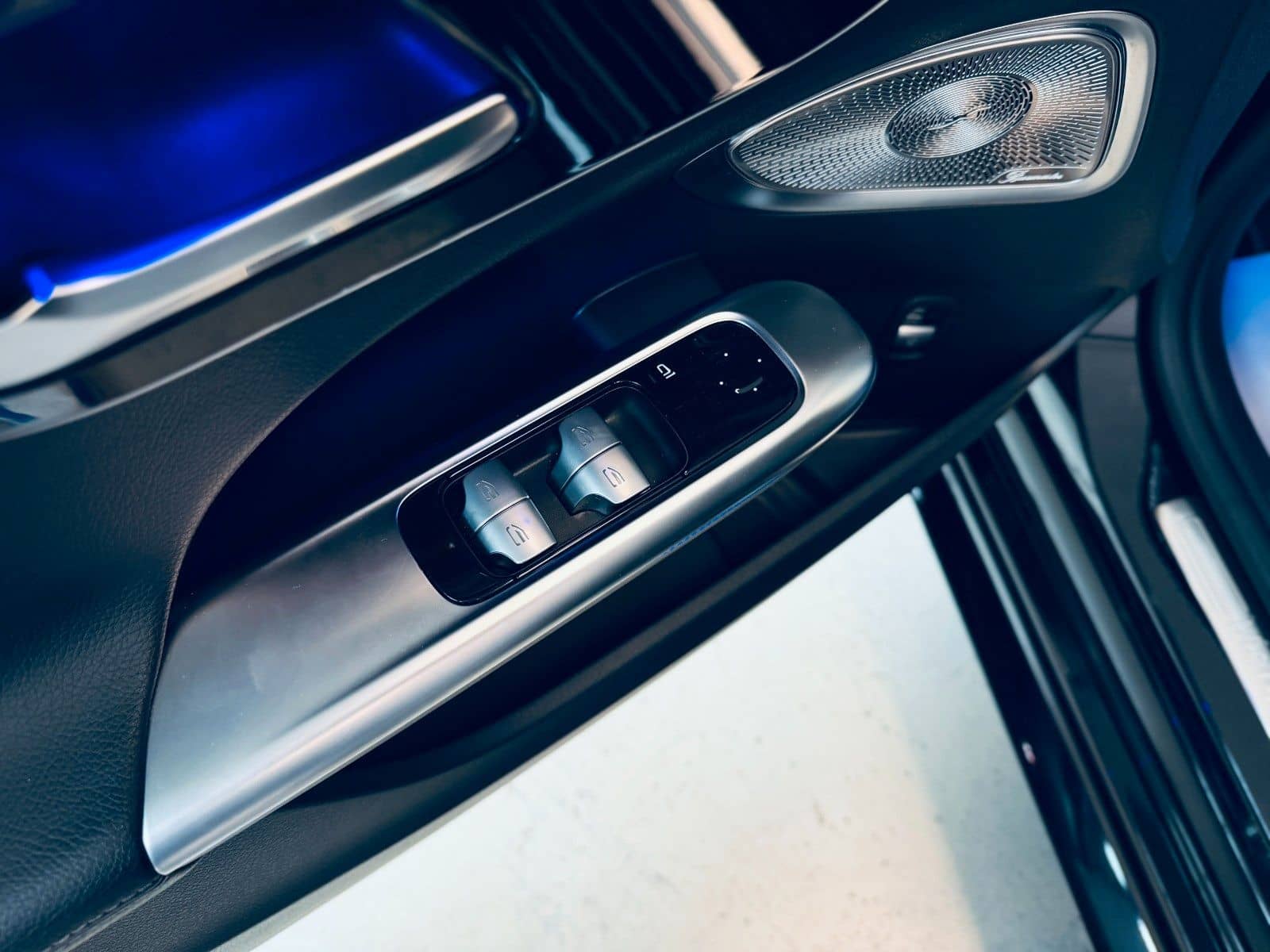 Mercedes-Benz C 300d 4Matic AMG-Line Night 360/DIGI/DISTR/BURM foto 14