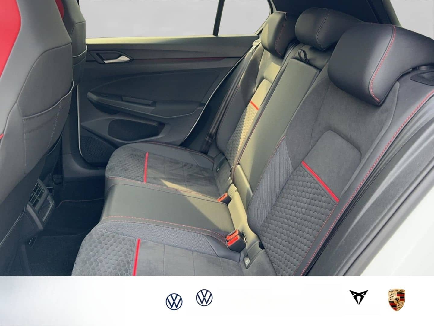 Volkswagen Golf GTI VIII Clubsport 2.0 TSI Navi RFK digital foto 11