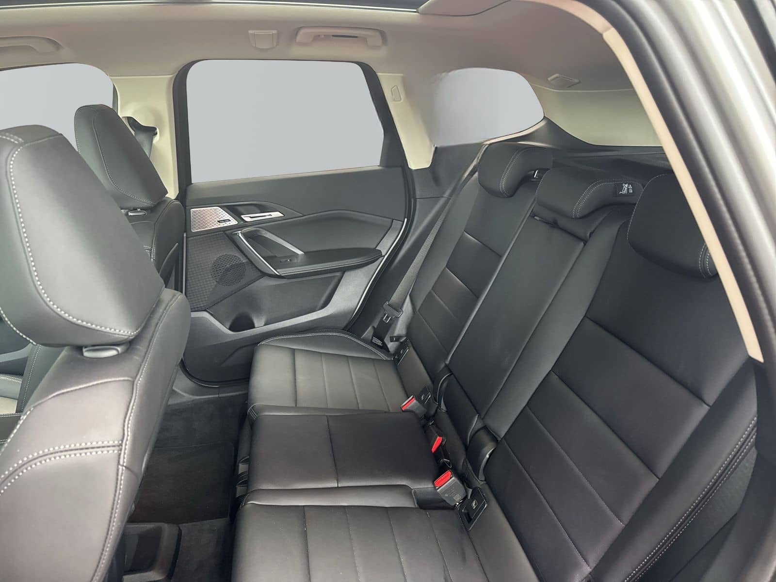 BMW X1 sDrive20i xLine*AHK*HK HiFi*DAB*Adapt. LED*Pa foto 9