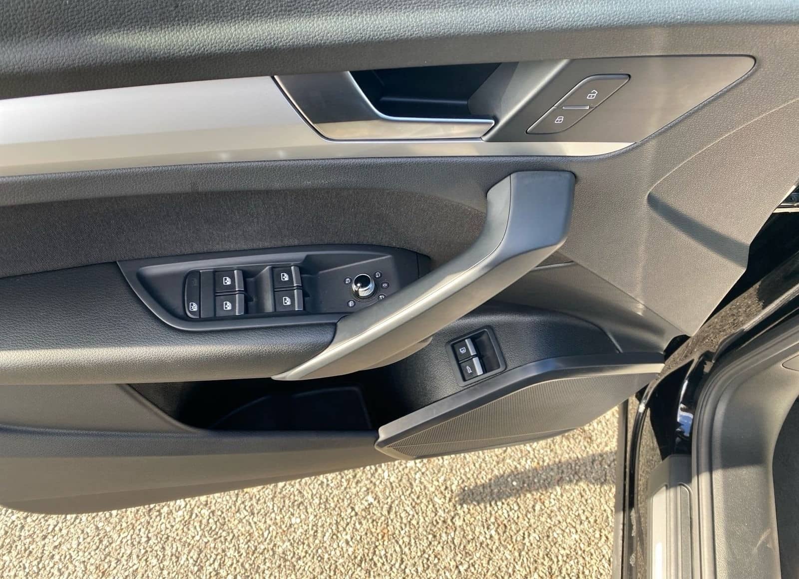 Audi Q5 50 TFSI e quattro S-tronic Matrix Navi ACC AH foto 12