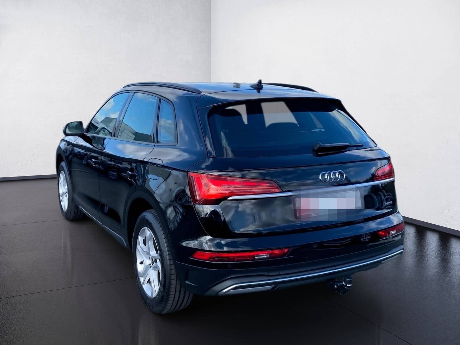 Audi Q5 50 TFSI e quattro S-tronic Matrix Navi ACC AH foto 4