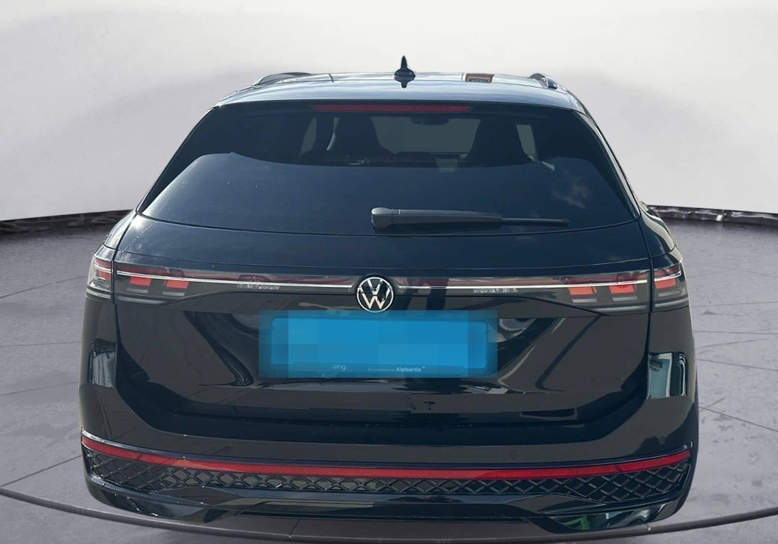 Volkswagen Passat Variant 2.0 TDI DSG R-Line AHK AreaView foto 5