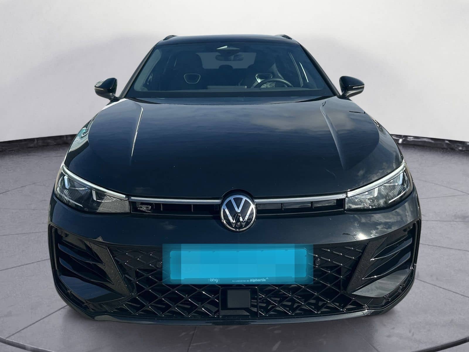 Volkswagen Passat Variant 2.0 TDI DSG R-Line AHK AreaView foto 7