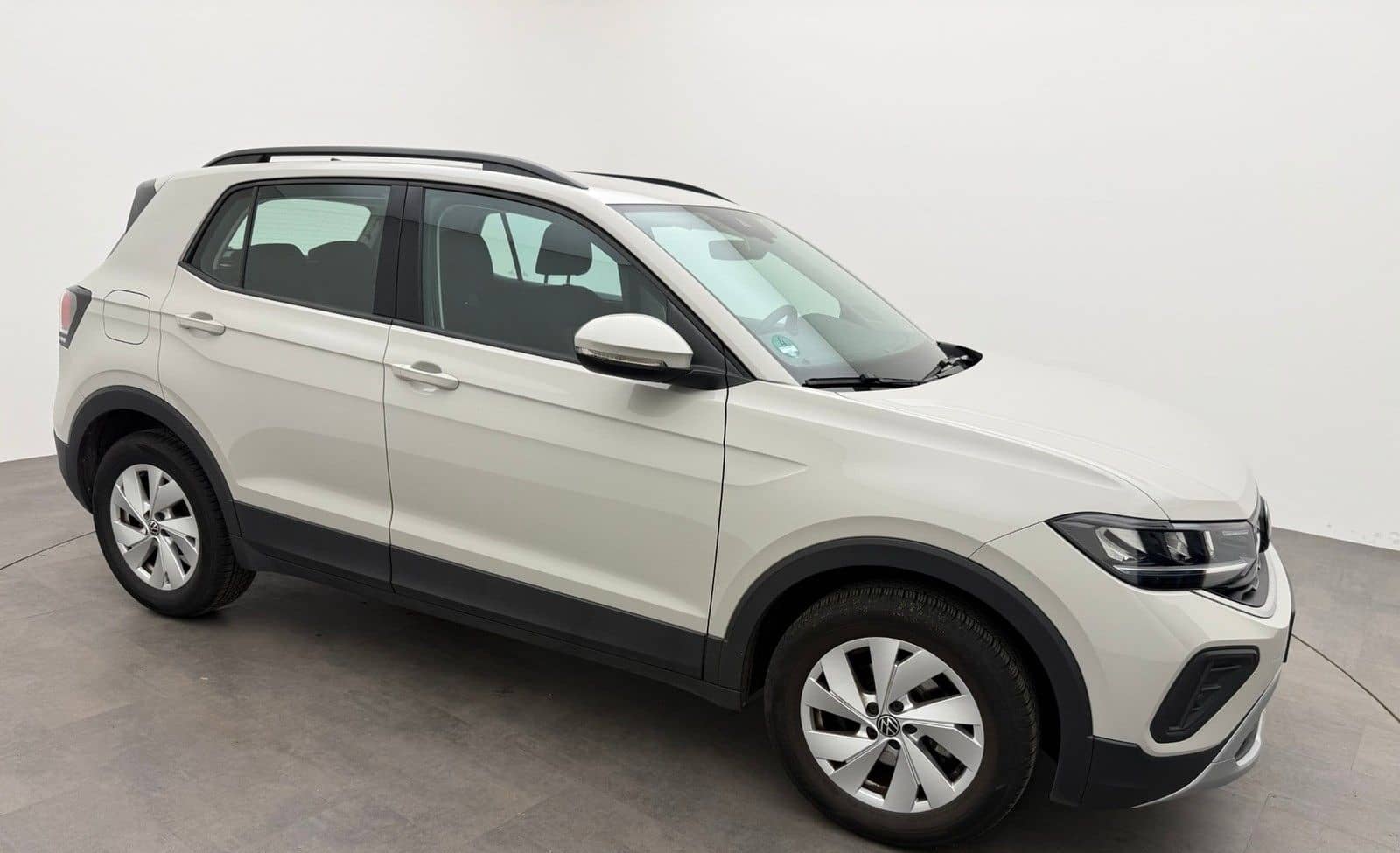 Volkswagen T-Cross 1.0 TSI Life  116PS 6-Gang IQ.Drive EA8 foto 2