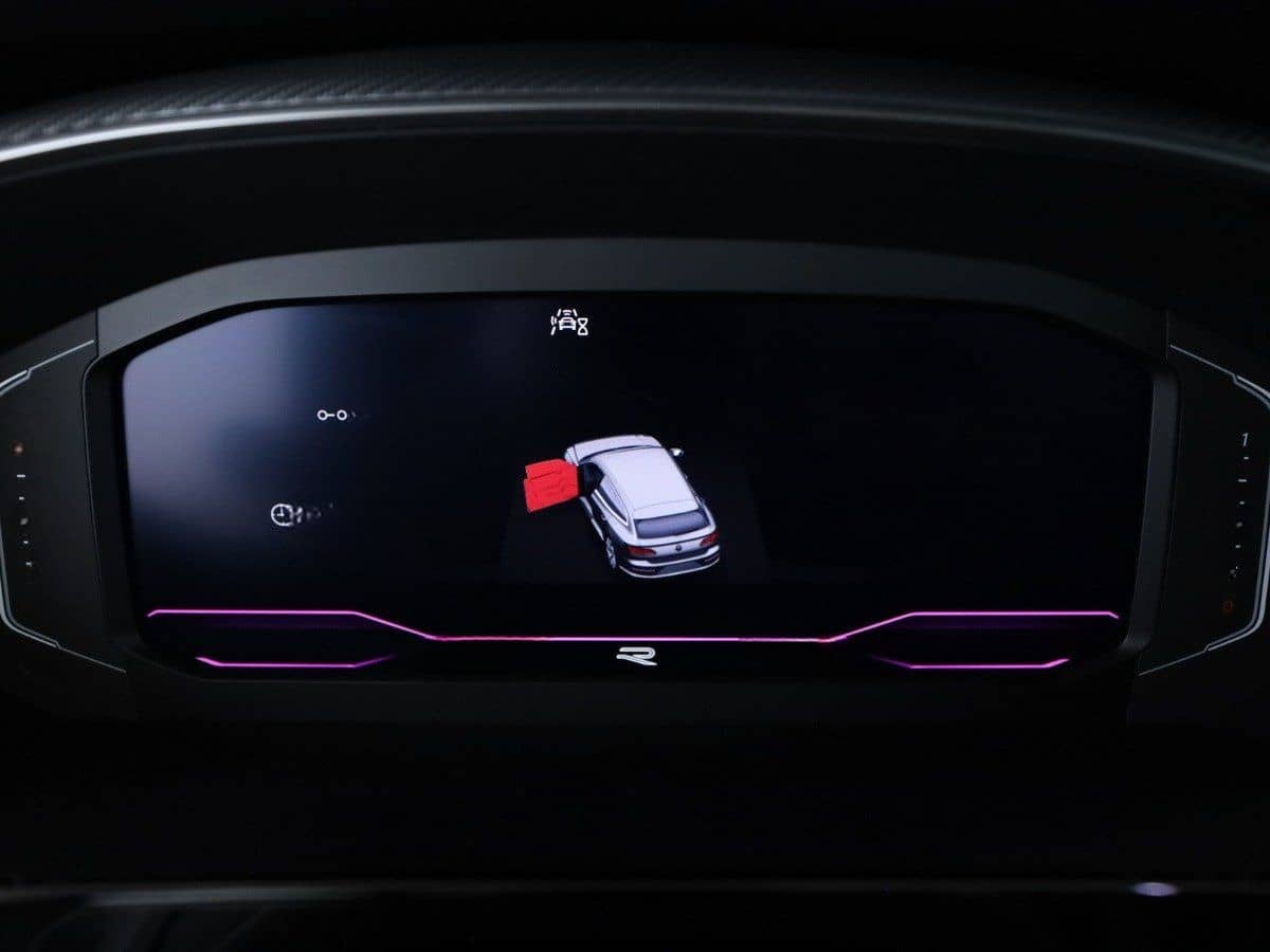 Volkswagen Arteon SB R-Line 2.0 TDI MATRIX+APP+DAB+AHK+PANO foto 13