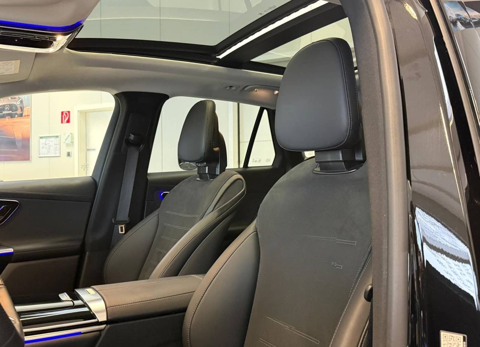 Mercedes-Benz GLC 300 de 4M AMG DISTR+AHK+BURM+PANO+HUD+MEMORY foto 15