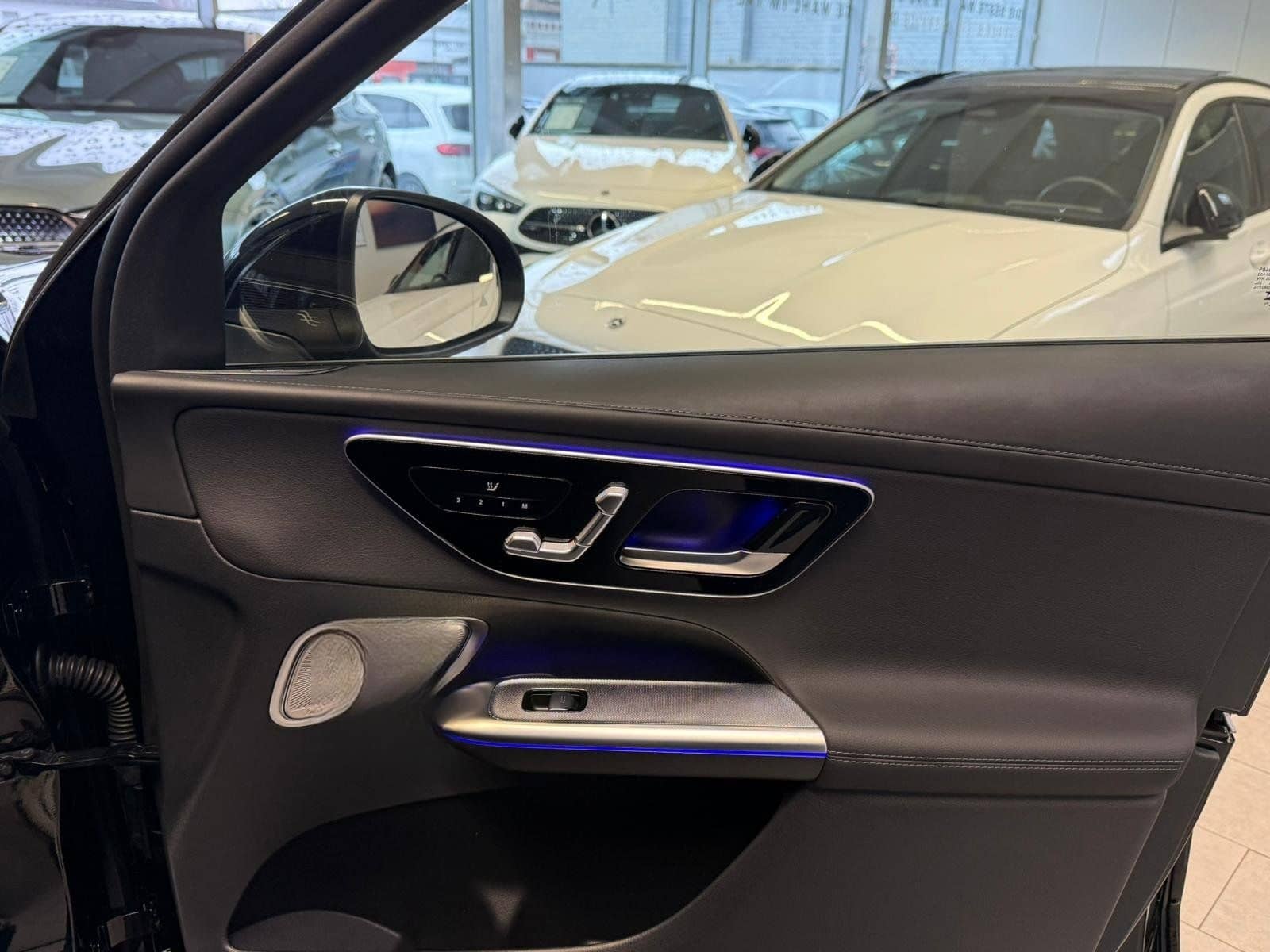 Mercedes-Benz GLC 300 de 4M AMG DISTR+AHK+BURM+PANO+HUD+MEMORY foto 17