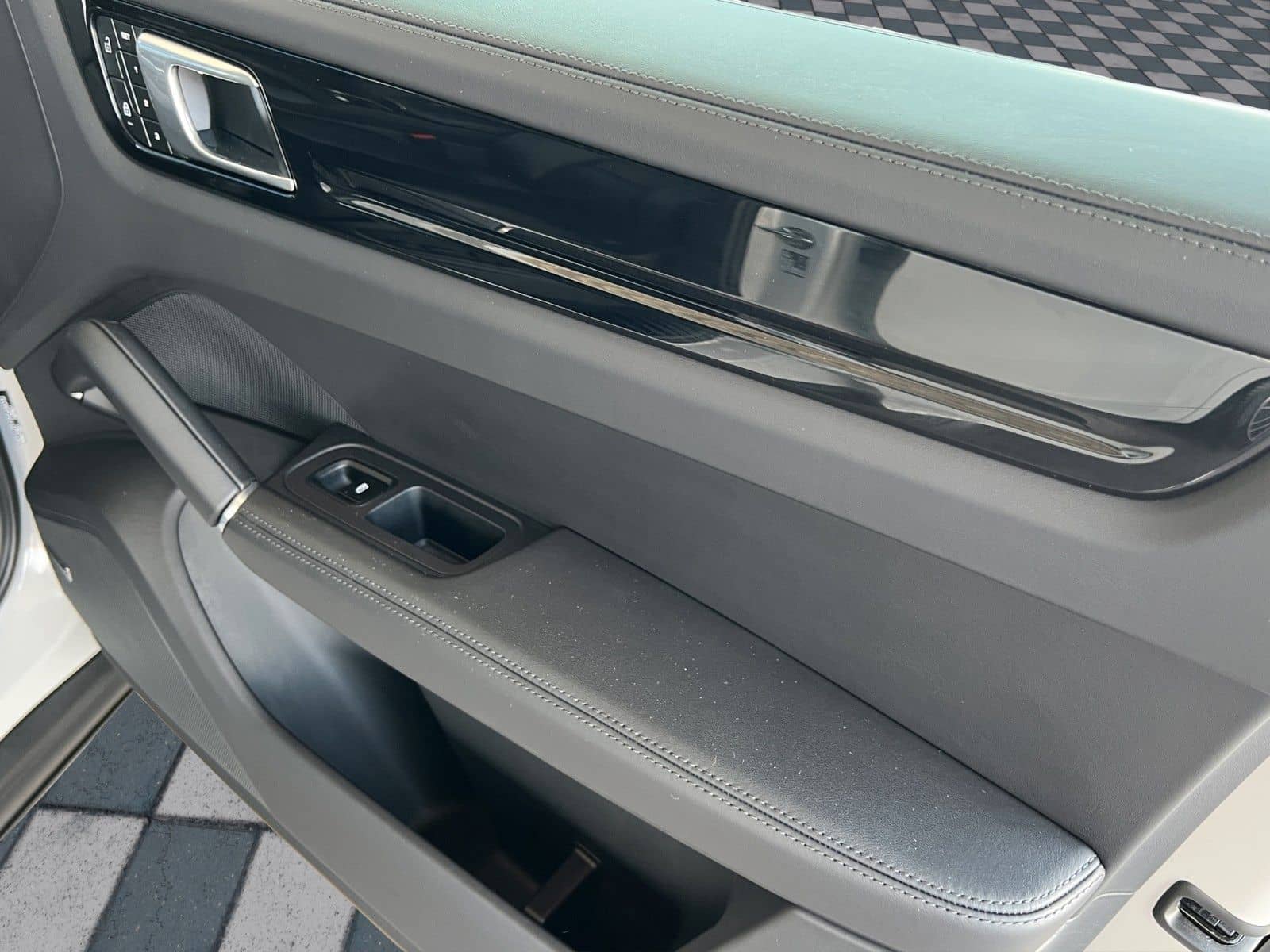 Porsche Cayenne E-Hyb. Coupe PLATINUM Ed. SPORT DESIGN! foto 13