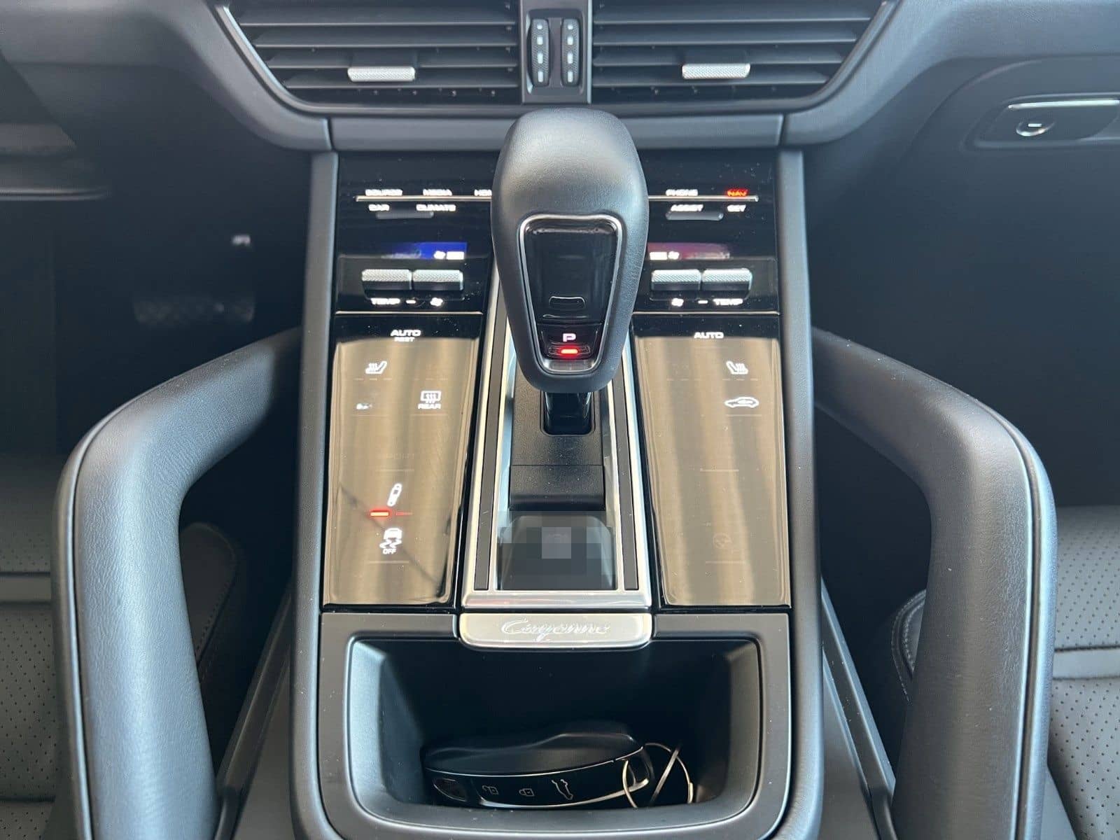 Porsche Cayenne E-Hyb. Coupe PLATINUM Ed. SPORT DESIGN! foto 8