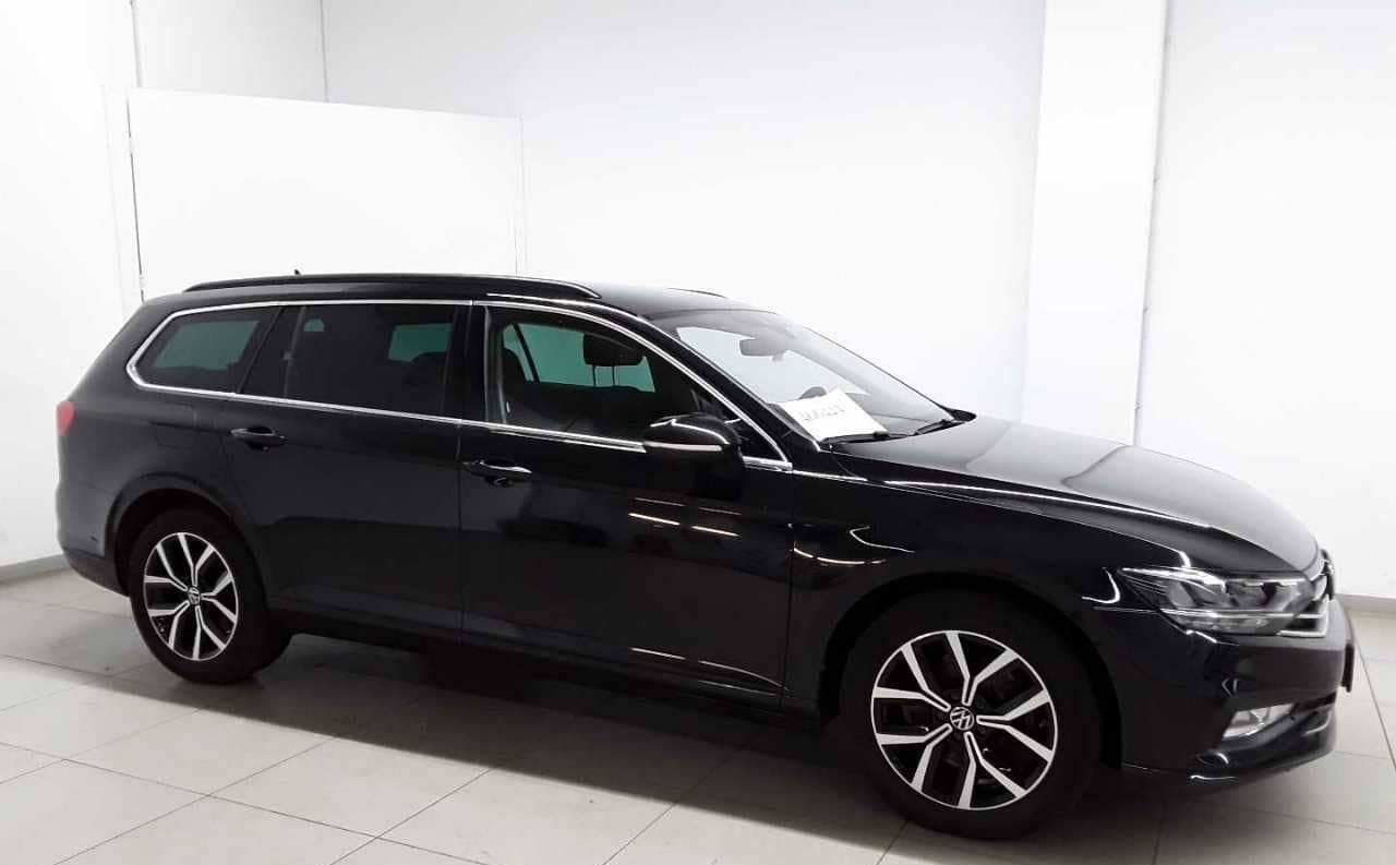 Volkswagen Passat Variant 2.0 TDI Aut. AHK LED NAV foto 2