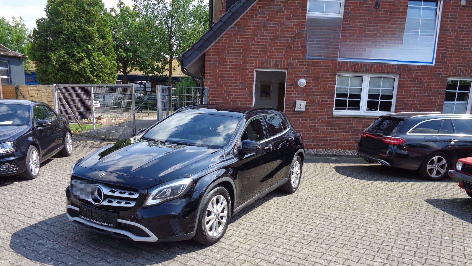 Mercedes-Benz GLA 200 Autom., Kam. Navi.LM, Keyl.LED,Met. PTS, foto 1