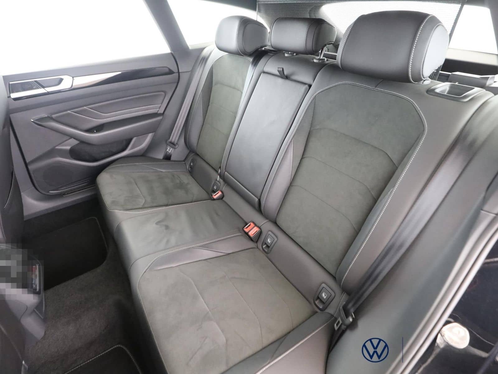 Volkswagen Arteon Shooting Brake 2.0 TSI R-LINE+DSG+STANDHZ foto 8