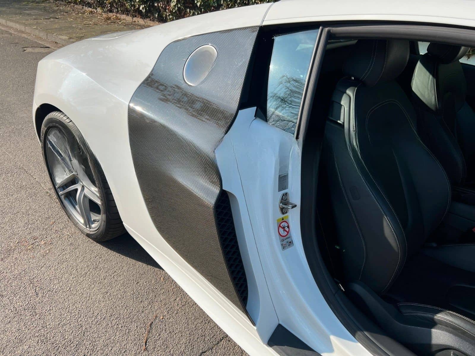 Audi R8 Coupe 5.2 FSI Quattro*25TKM*V10*CARBON*KERAMI foto 8