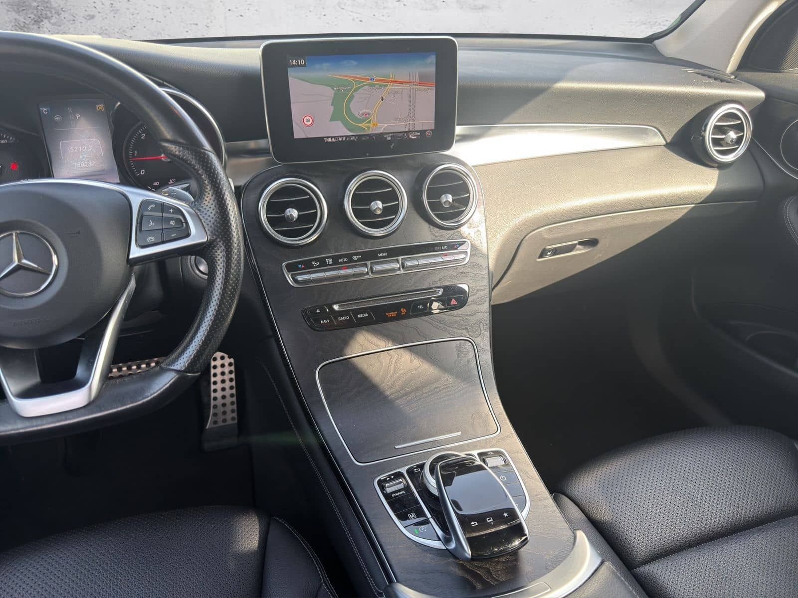 Mercedes-Benz GLC GLC 250 d 4Matic *DISTRONIC*AMG INTE.*19ZOLL foto 17