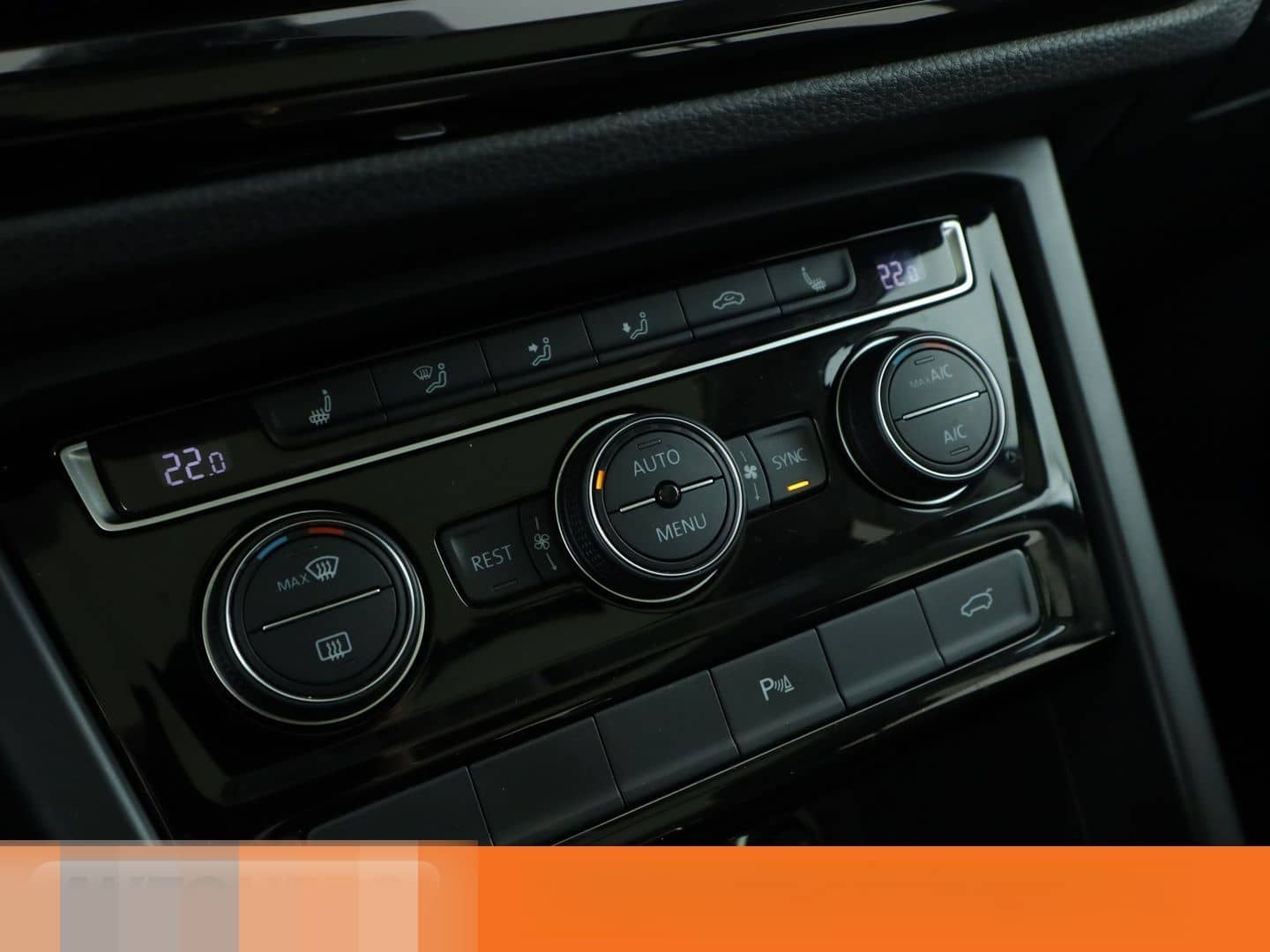 Volkswagen Touran 2.0 TDI Comfortline BMT/Start-Stopp Aut. foto 24