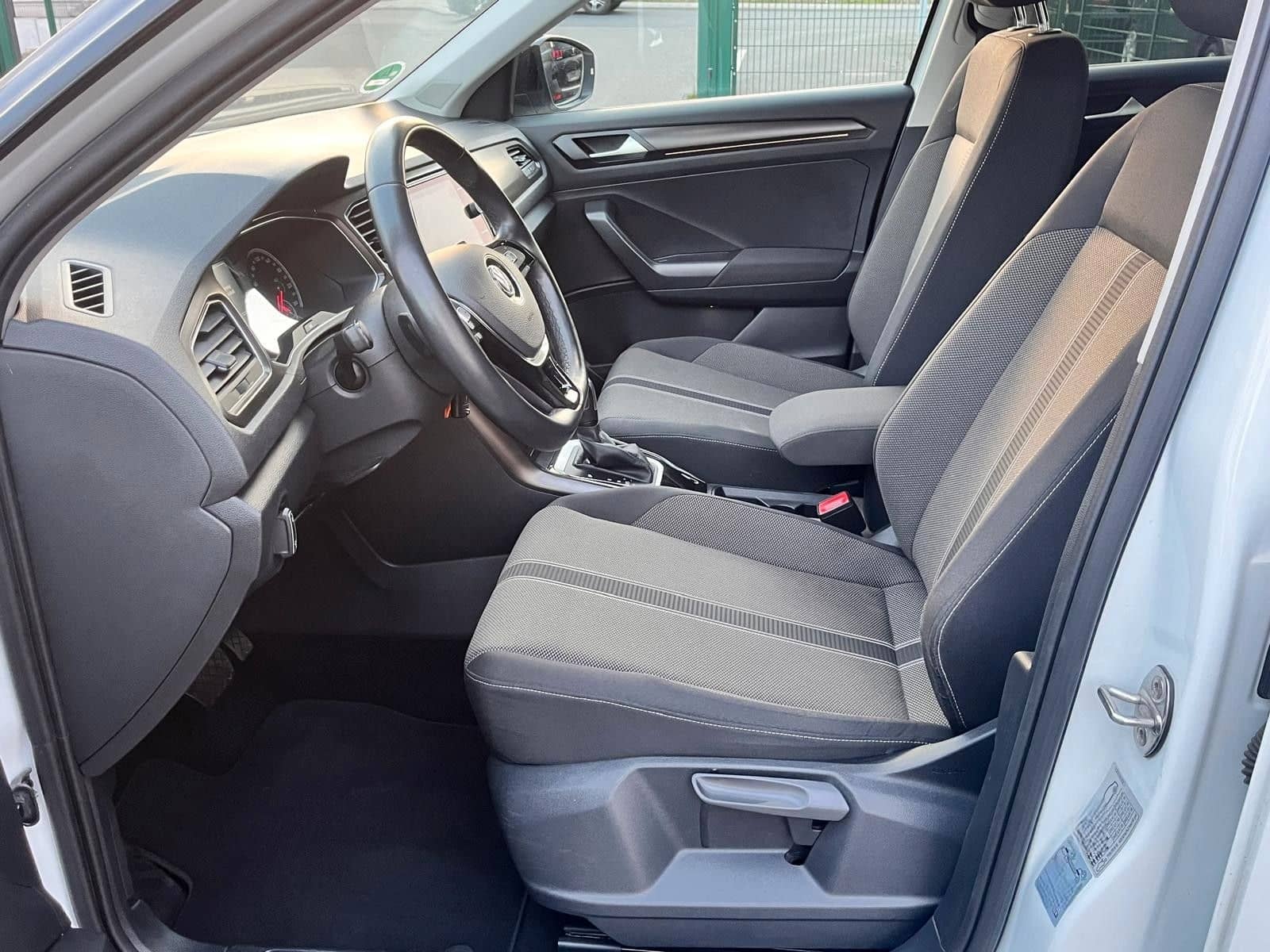 Volkswagen T-Roc Style*LED*KAMERA*PAS foto 11