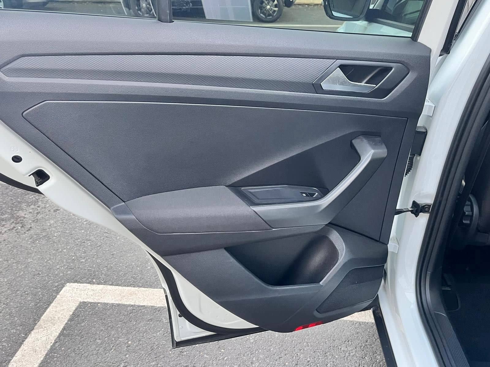 Volkswagen T-Roc Style*LED*KAMERA*PAS foto 8