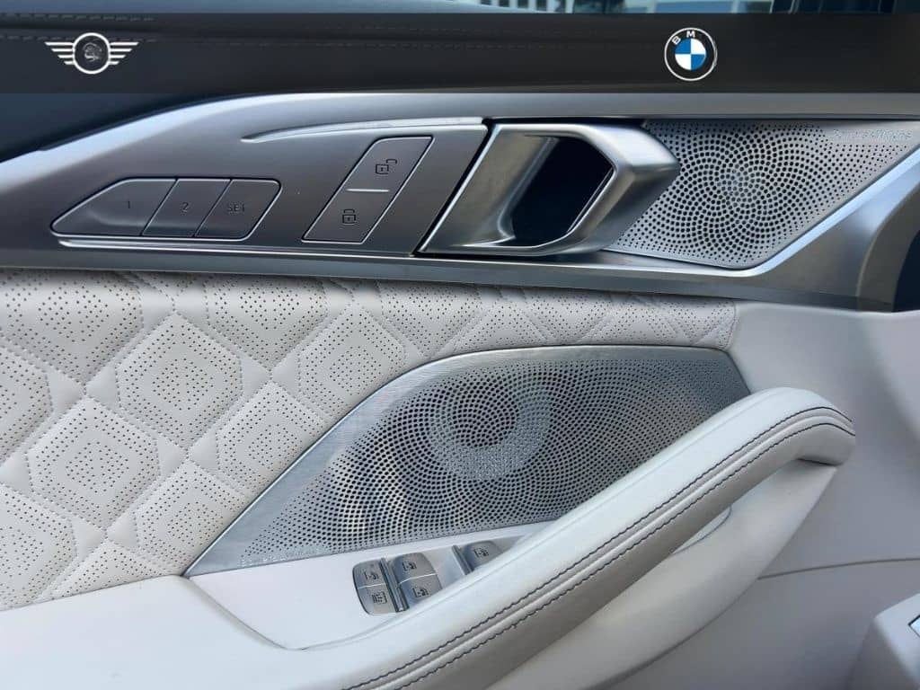 BMW M8 Competition Gran Coupe LASER B&W RFK foto 15