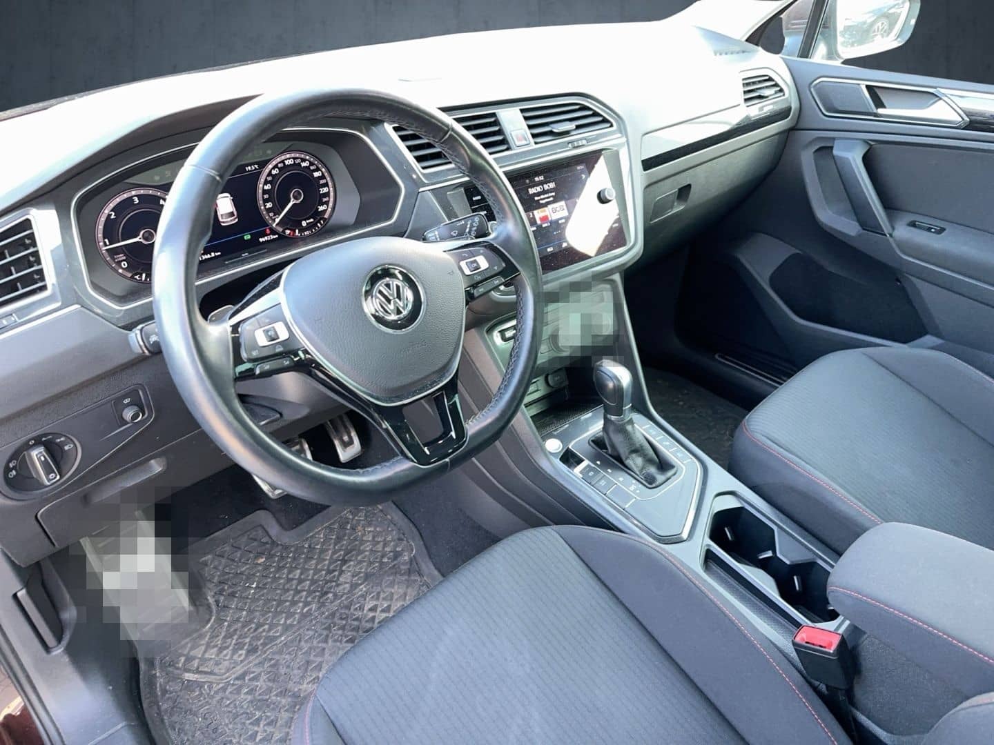 Volkswagen Tiguan 2.0 TDI Sound DSG AHK ACC HEAD-UP LED NAV foto 3