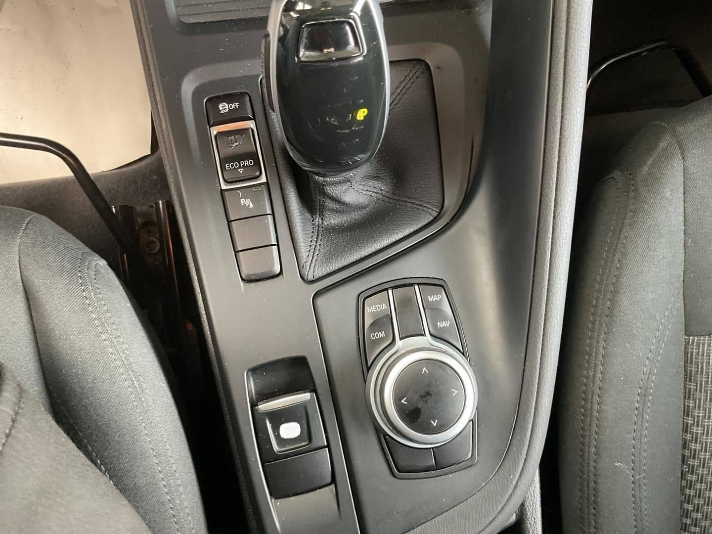 BMW X1 sDrive18d AHK Navi SHZ LED el-HK Klimaautom foto 13