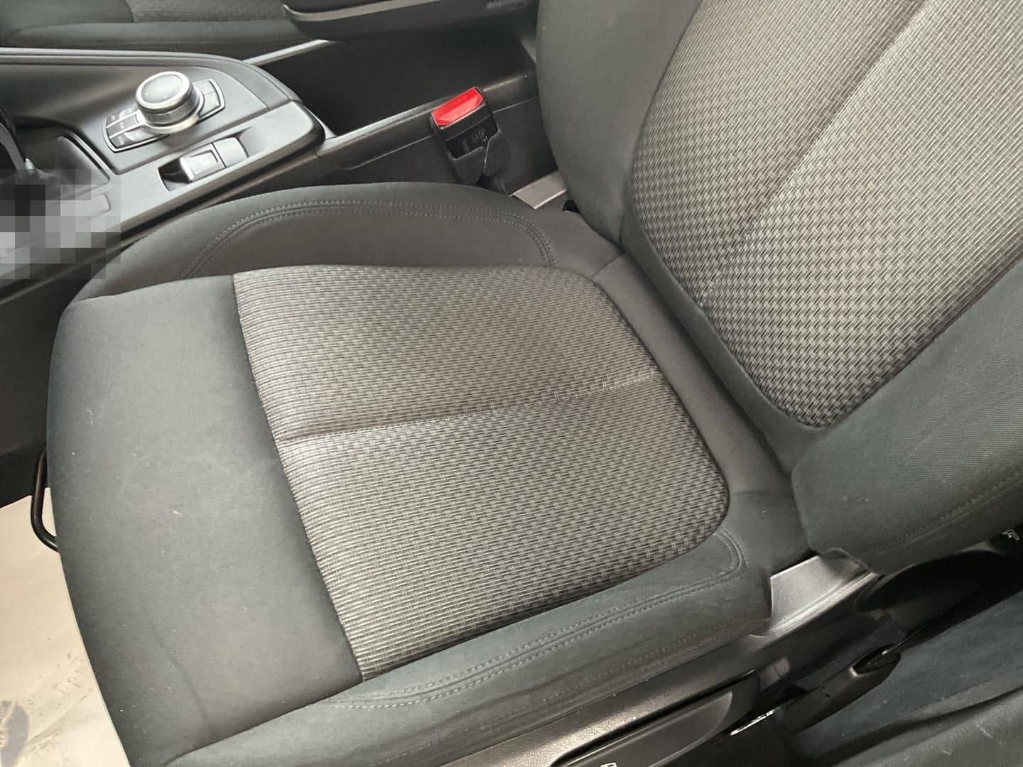 BMW X1 sDrive18d AHK Navi SHZ LED el-HK Klimaautom foto 22