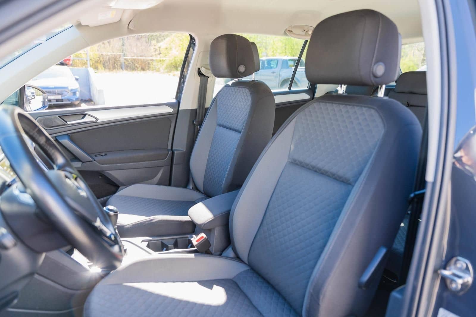 Volkswagen Tiguan Comfortline AHK-klappbar+SHZ+Spurhalteass foto 12