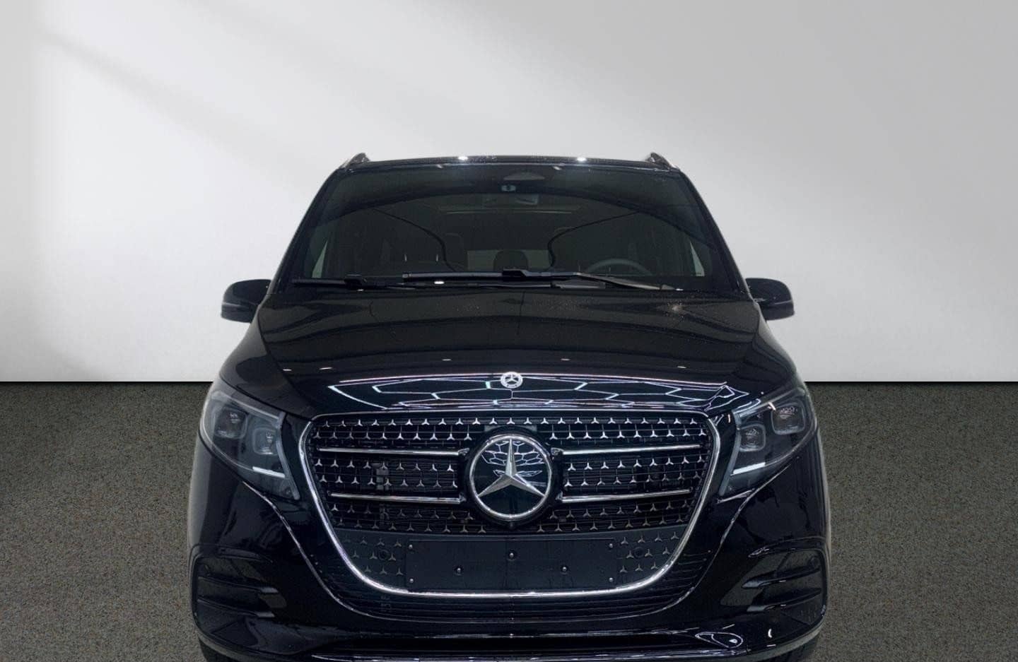 Mercedes-Benz V 300 d Avantgarde 4x4 lang AMG AIRMATIC Pano 9G foto 5