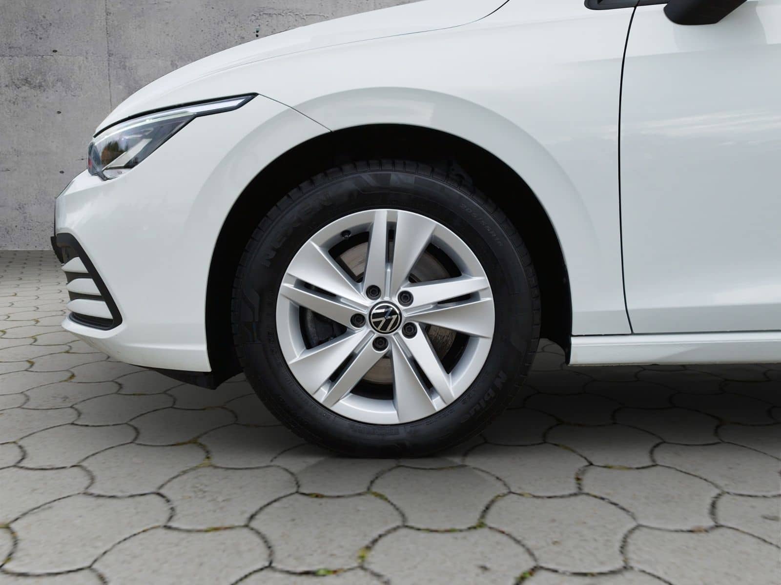 Volkswagen Golf VIII Variant Life 2.0TDI DSG AHK/NAV/ACC foto 5