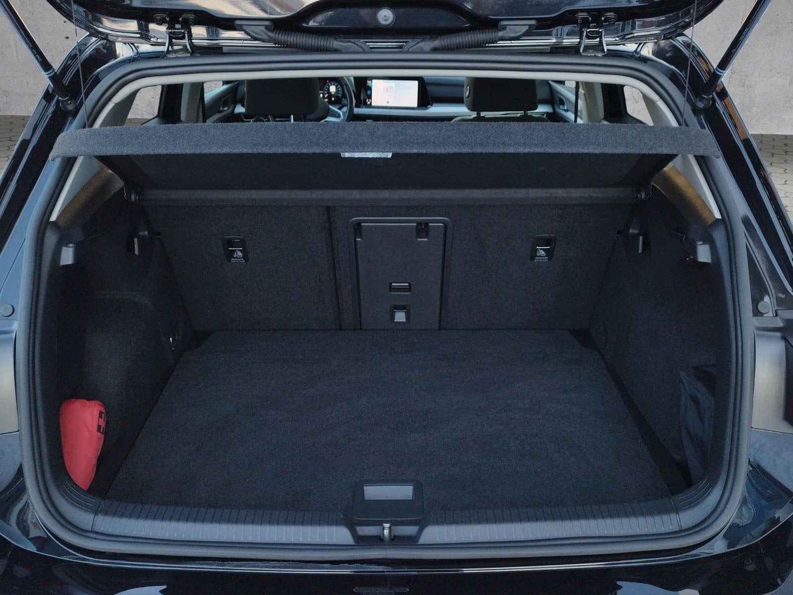 Volkswagen Golf VIII Life 1.5 TSI 5JG/LED+/NAV/L+S/AMBIENTE foto 12