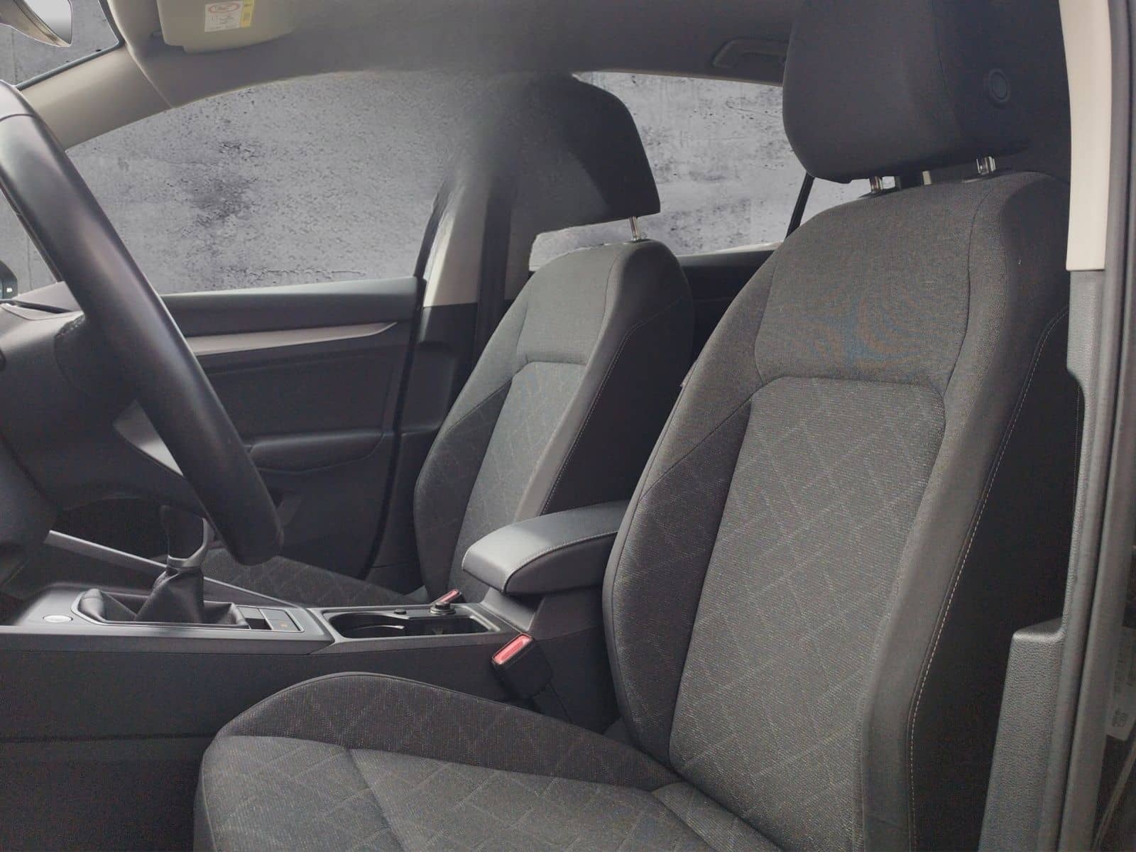 Volkswagen Golf VIII Life 1.5 TSI 5JG/LED+/NAV/SHZ foto 8