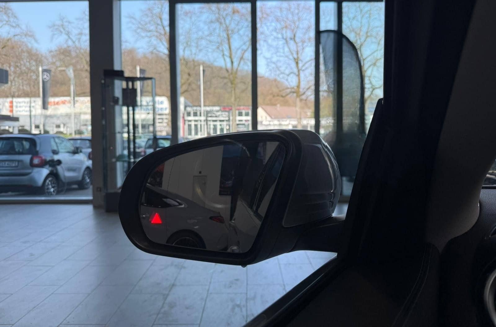 Mercedes-Benz GLA 200 PROGRESSIVE ADV. 360°+AHK+EASYPACK+LED foto 24