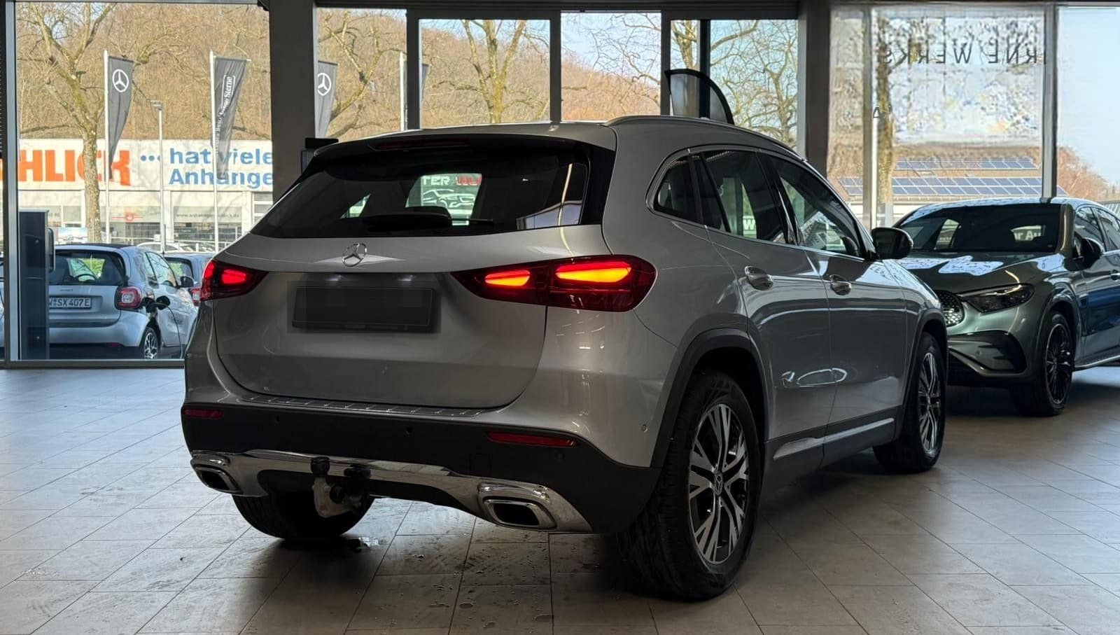 Mercedes-Benz GLA 200 PROGRESSIVE ADV. 360°+AHK+EASYPACK+LED foto 9