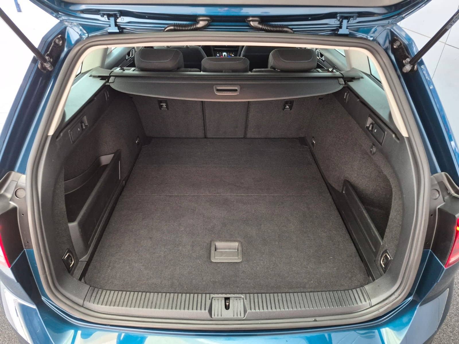 Volkswagen Passat Var GTE 1.4 TSI DSG Hybrid Standh. Kamera foto 19