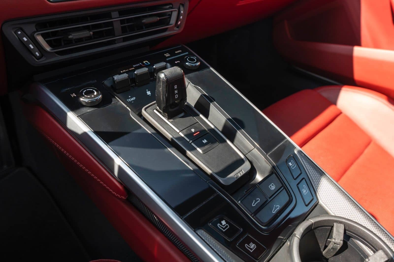 Porsche 911  Carrera 992 KAM PASM PDK LED CHRONO CARP foto 13