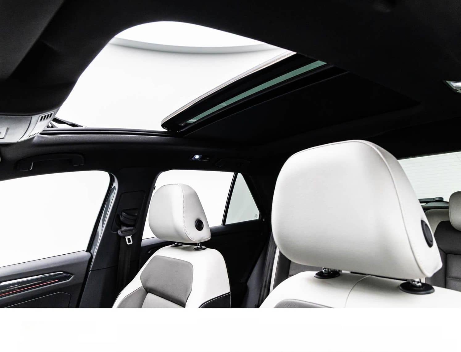 Volkswagen T-ROC 2.0TSi SPORT 4M. LED/ACC/PANO/CARPLAY/BEAT foto 16