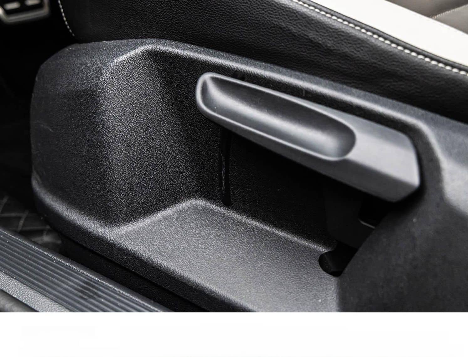 Volkswagen T-ROC 2.0TSi SPORT 4M. LED/ACC/PANO/CARPLAY/BEAT foto 17