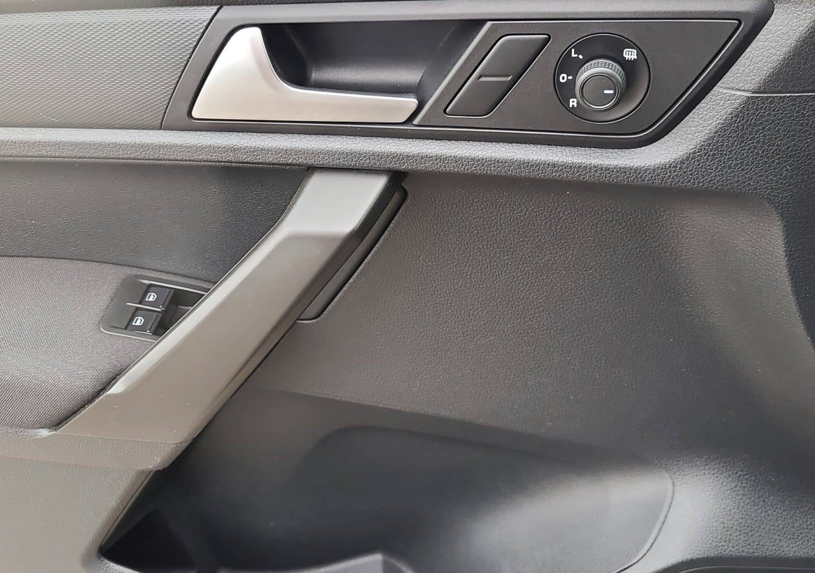 Volkswagen Caddy 2.0 TDI Maxi DSG | SHZ | Tempomat | PDC foto 10