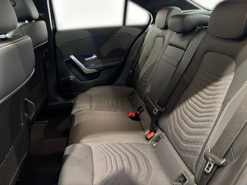 Mercedes-Benz A 200 d Limo PROGRESSIVE+AMBIENTE+DISTRO+MBUX foto 11