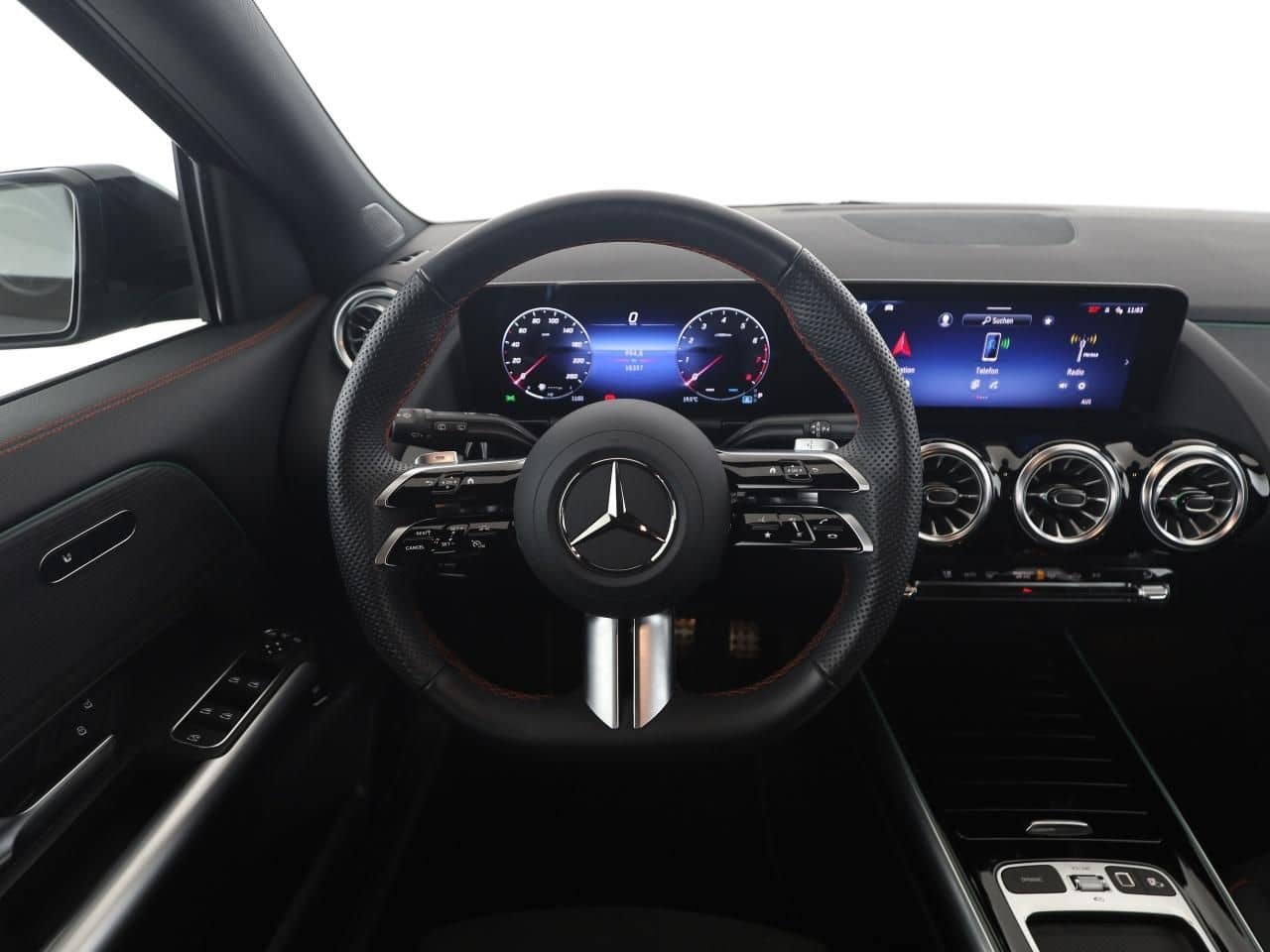 Mercedes-Benz GLA 180 AMG Night MBUX AHK Distronic 360 Kamera foto 12