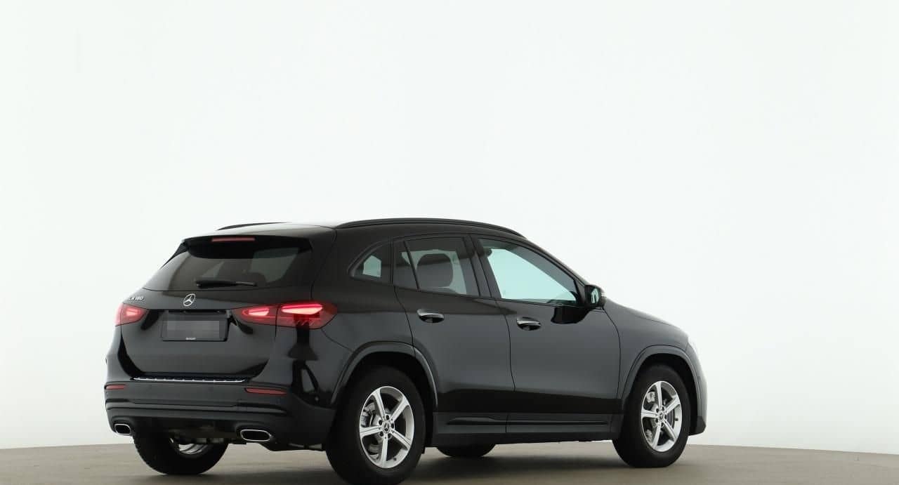 Mercedes-Benz GLA 180 AMG Night MBUX AHK Distronic 360 Kamera foto 7