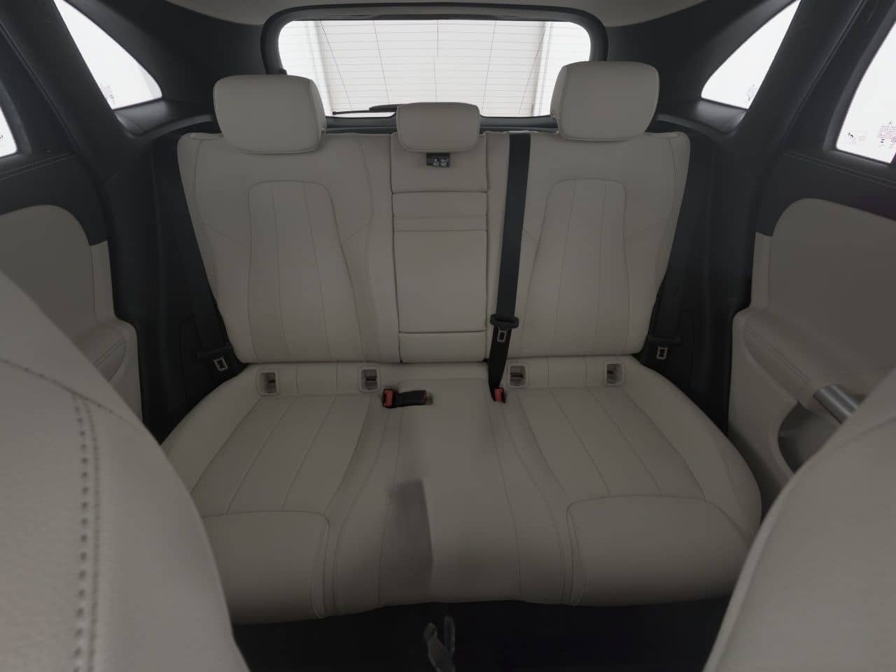 Mercedes-Benz EQA 250+ Progressive+NavPrem+LED-HP+EHeck+360°+ foto 6