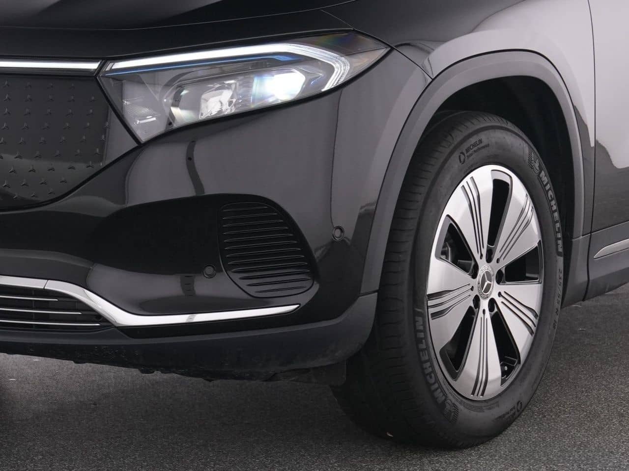 Mercedes-Benz EQA 250+ Progressive+NavPrem+LED-HP+EHeck+360°+ foto 9