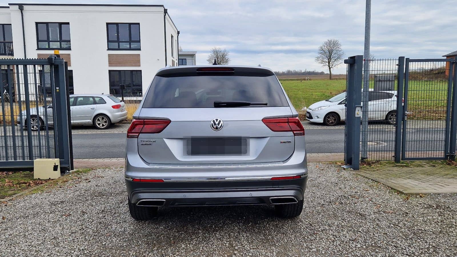 Volkswagen Tiguan 2.0 TDI Allspace Highline 4Motion DSG foto 6