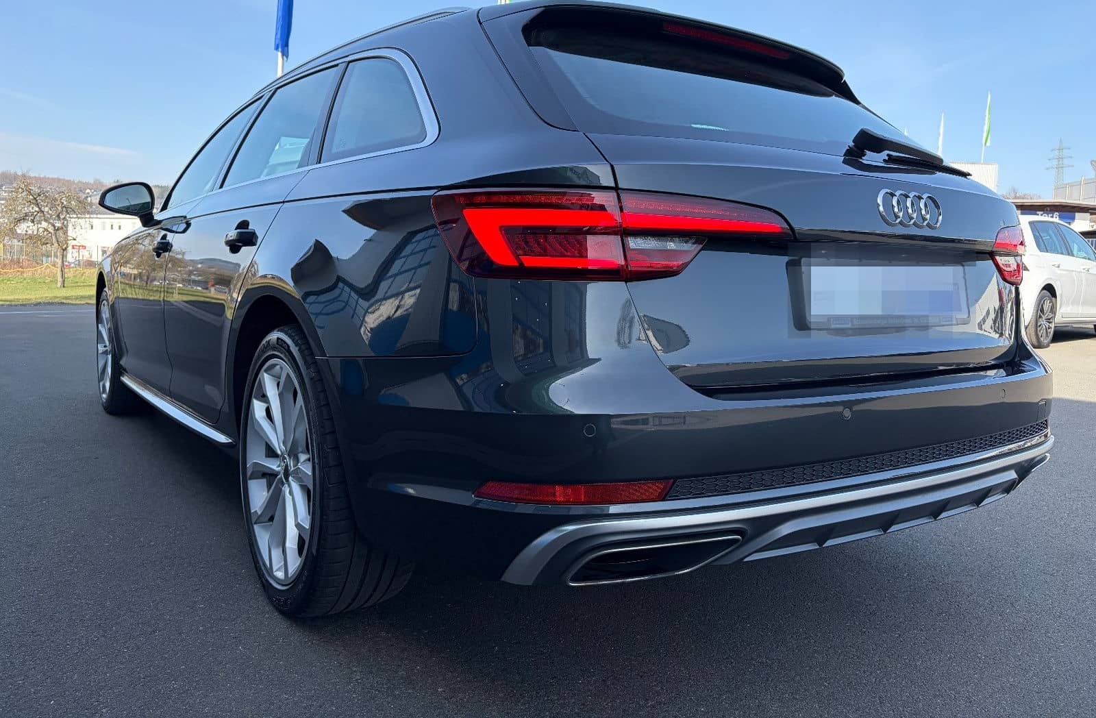 Audi A4 Avant 35 TDI sport S-LINE PANO AHK MATRIX-LED foto 8