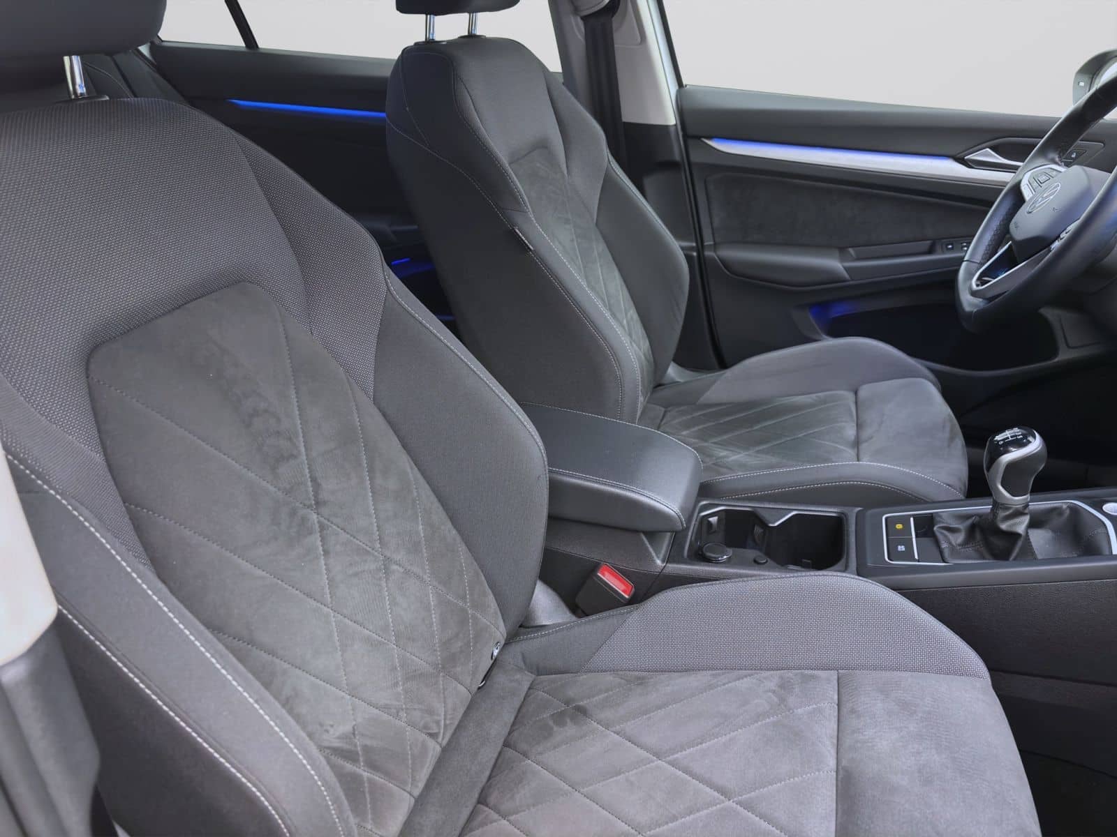 Volkswagen Golf Variant 2.0 TDI LIFE NAVI KAMERA KLIMA SHZG foto 16