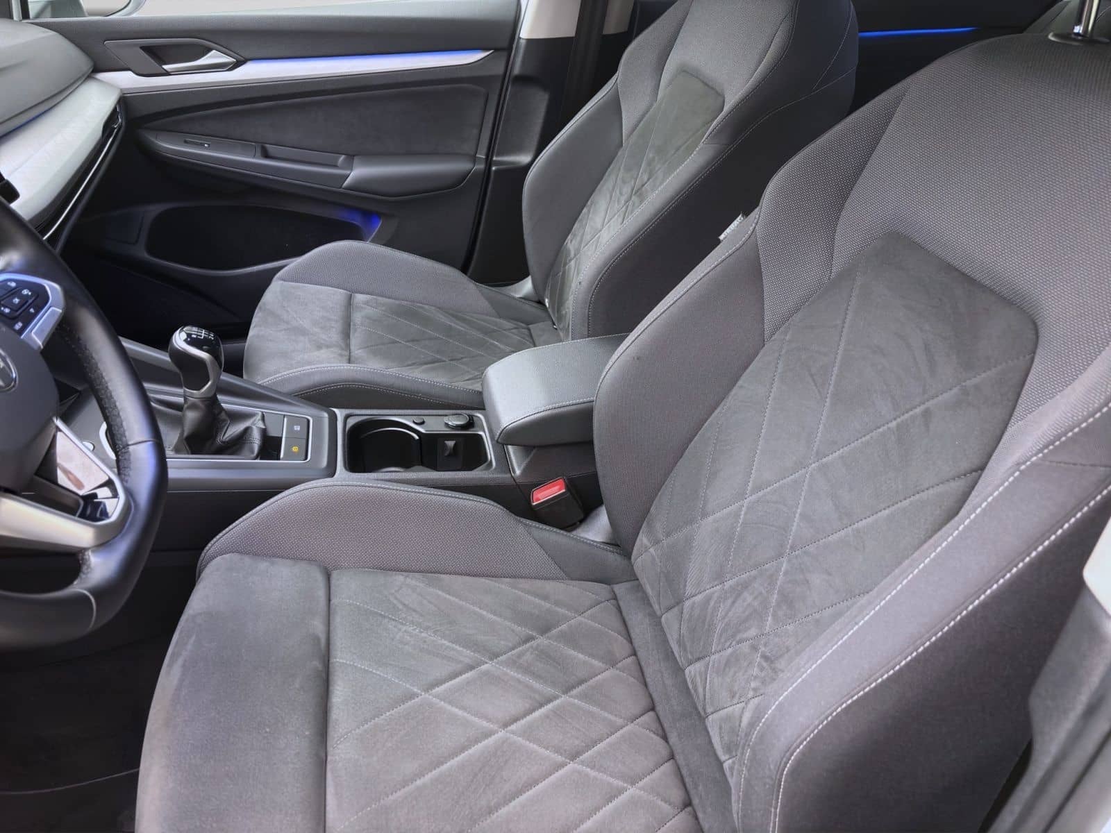 Volkswagen Golf Variant 2.0 TDI LIFE NAVI KAMERA KLIMA SHZG foto 9