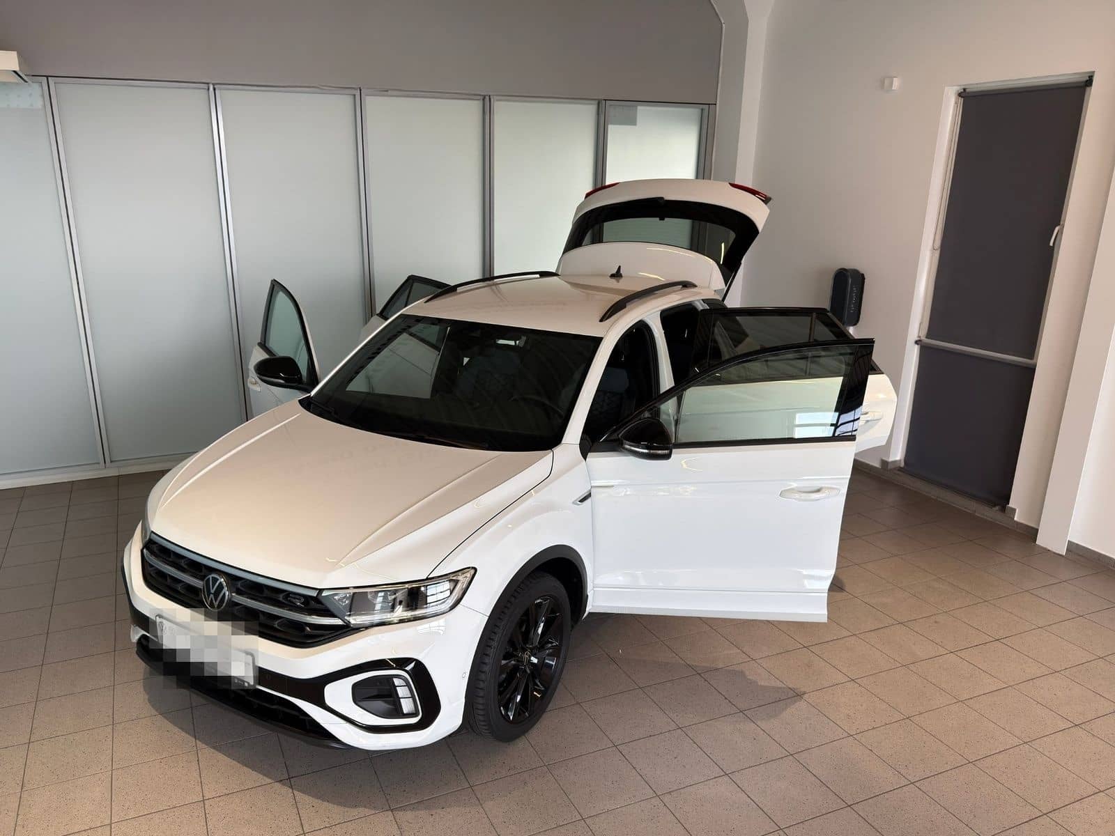 Volkswagen T-Roc 1.0 TSI R-Line ACC, Black-Style, LED+ foto 2