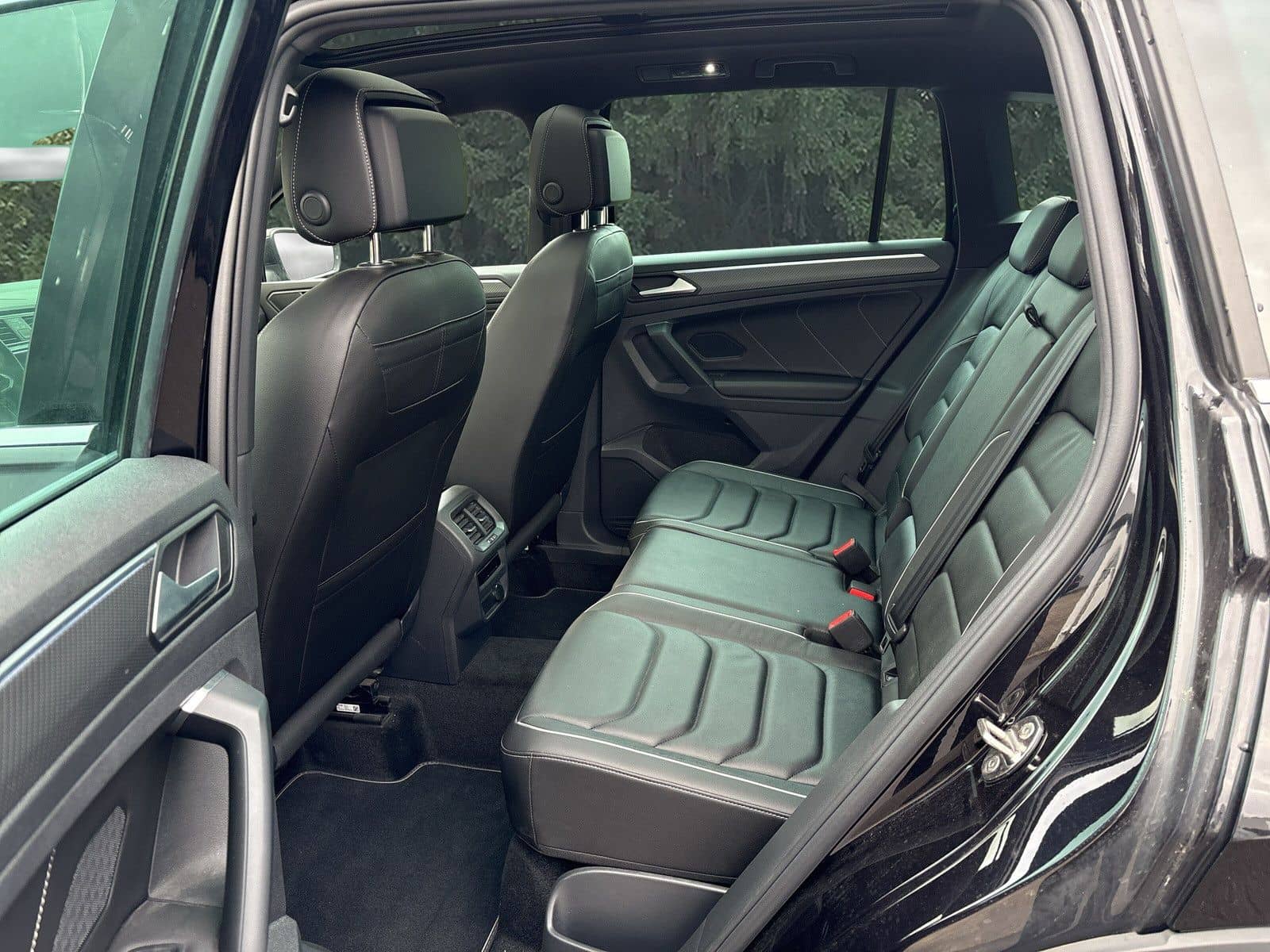 Volkswagen Tiguan 2.0 TDI R-Line 4Motion foto 18