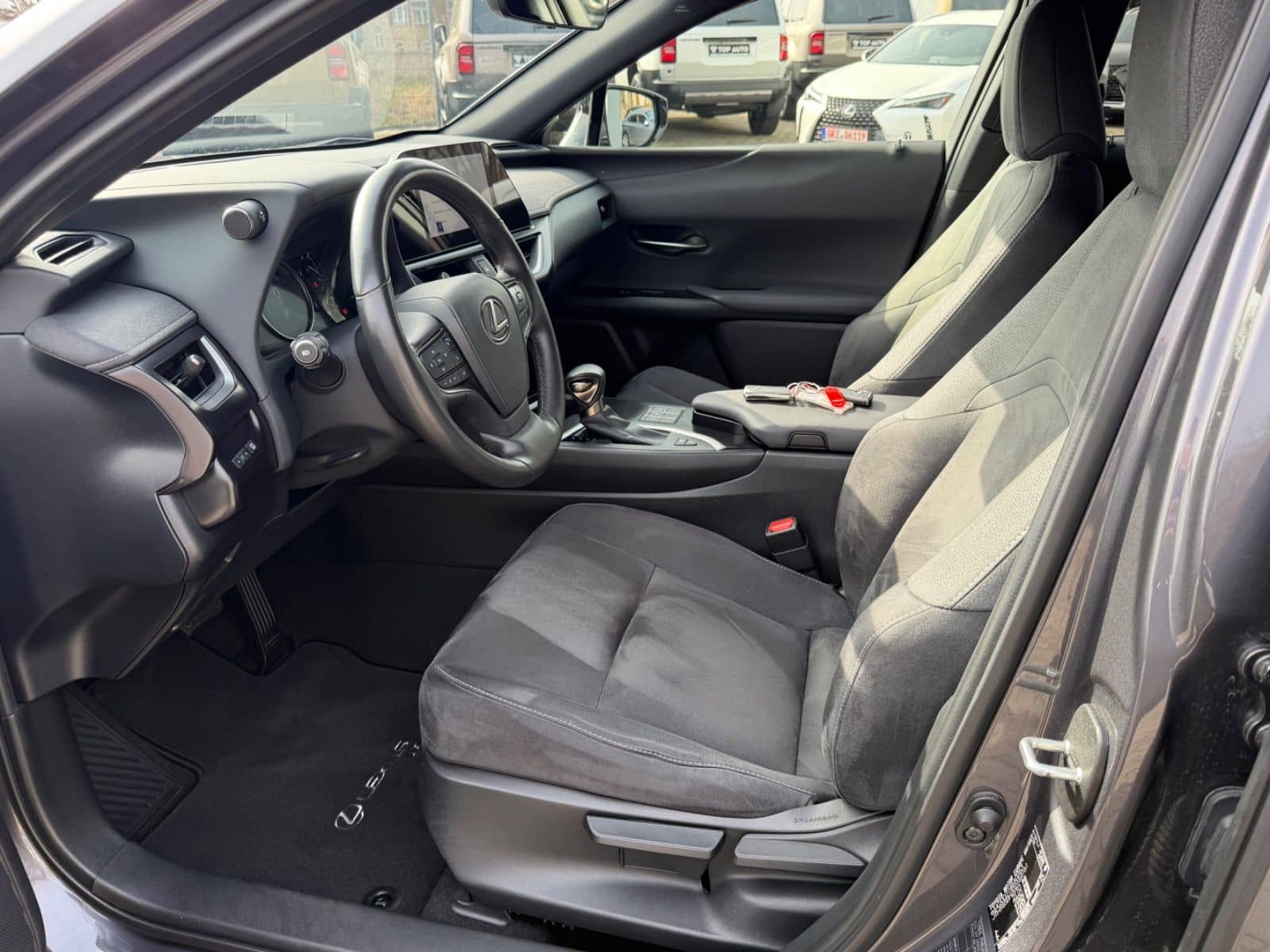 Lexus UX 250 h Style.LED.ACC.Kamera. foto 19